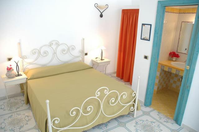 Girasole 3* Panarea